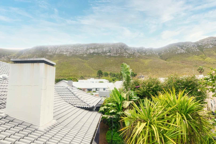 4 Bedroom Property for Sale in Hermanus Heights Western Cape